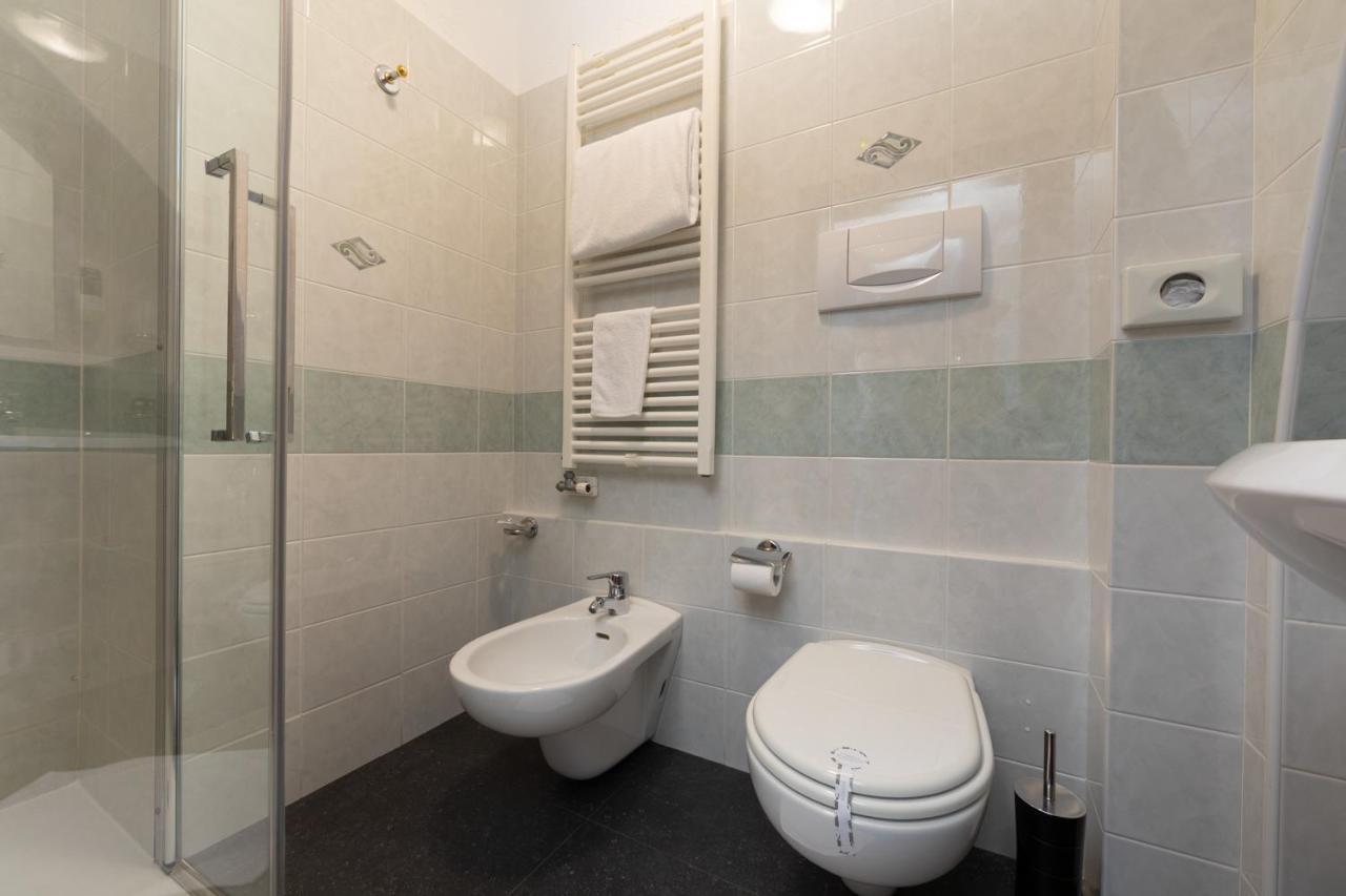 לה טוויל Hotel Du Glacier מראה חיצוני תמונה