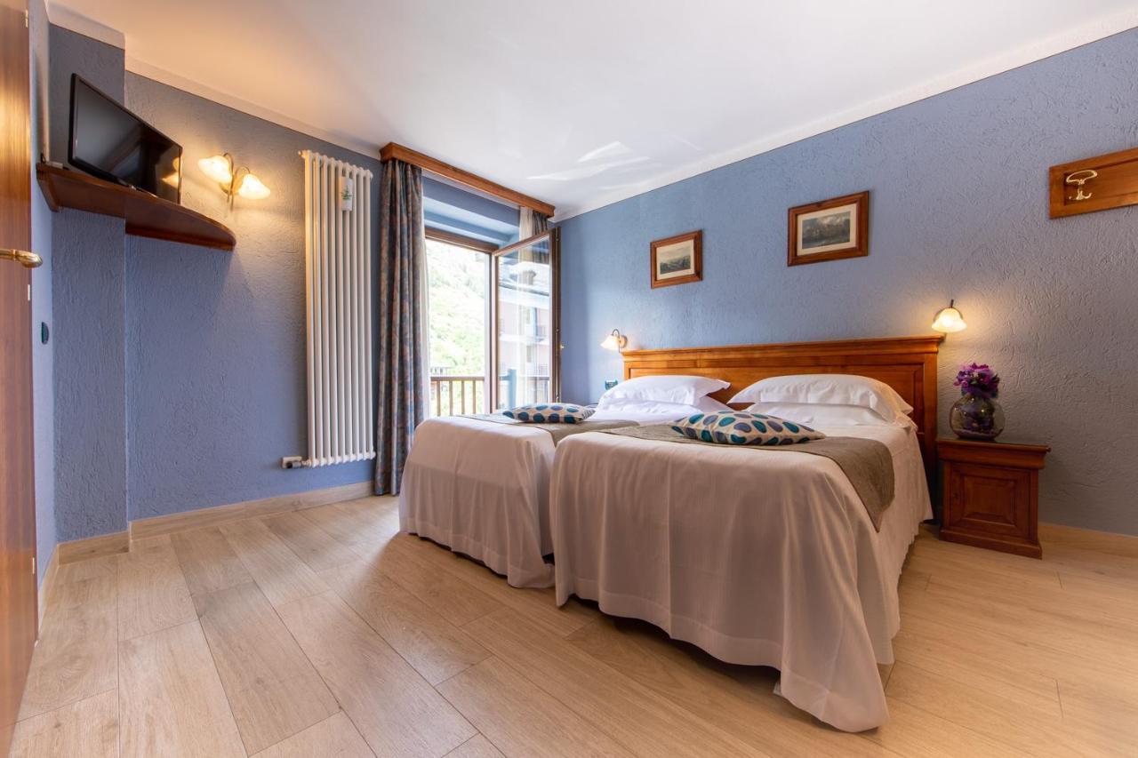 לה טוויל Hotel Du Glacier מראה חיצוני תמונה